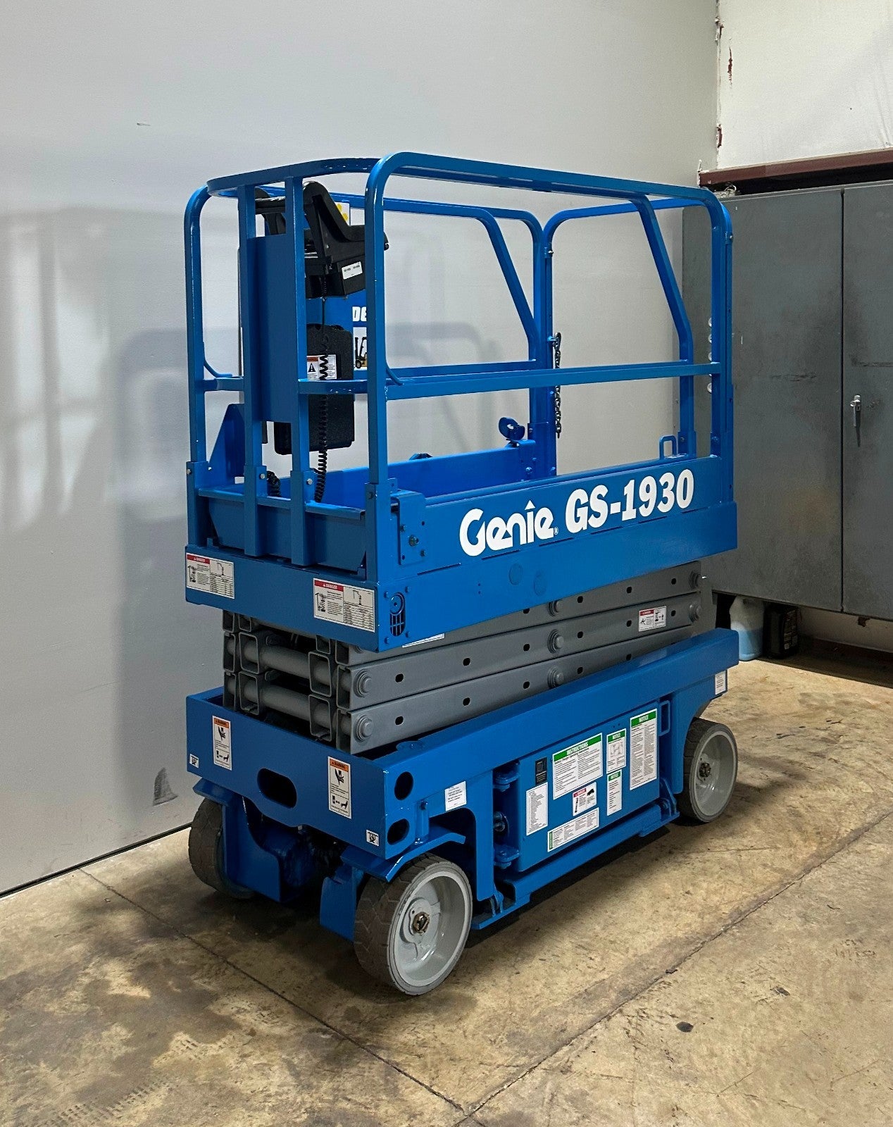 7990153
