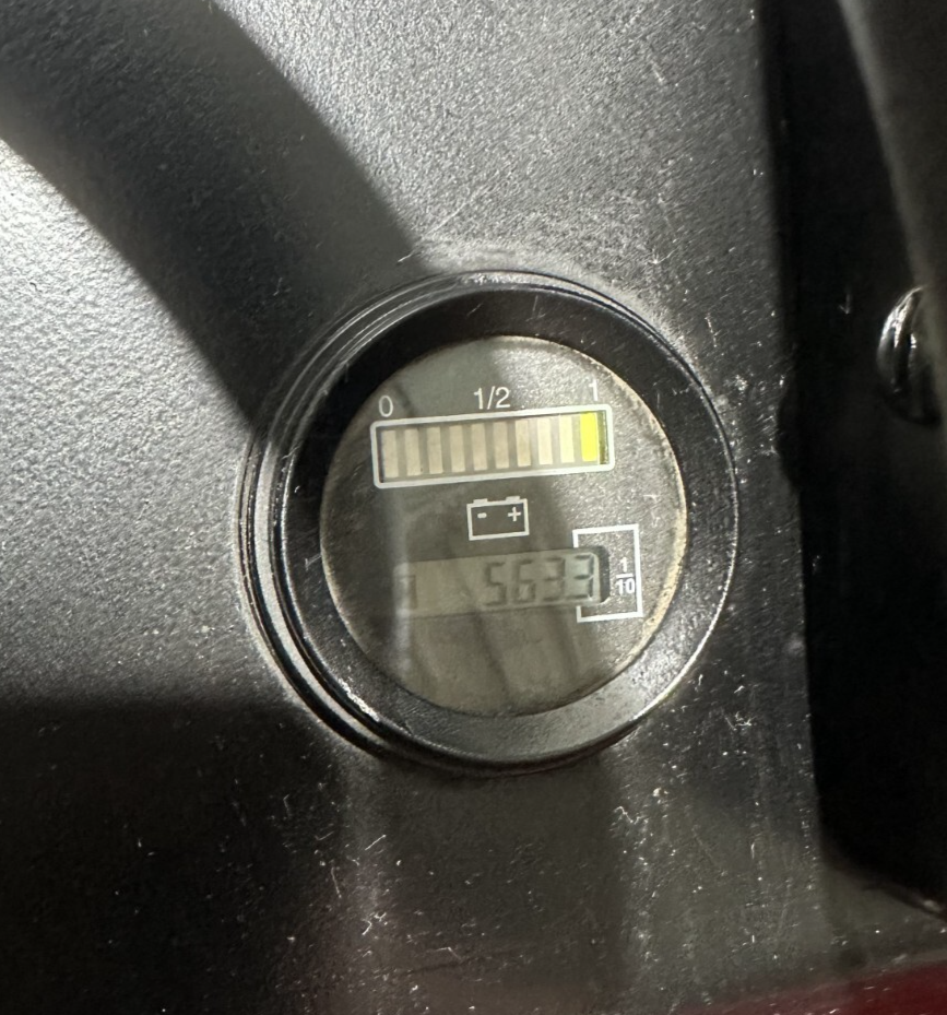 7561308