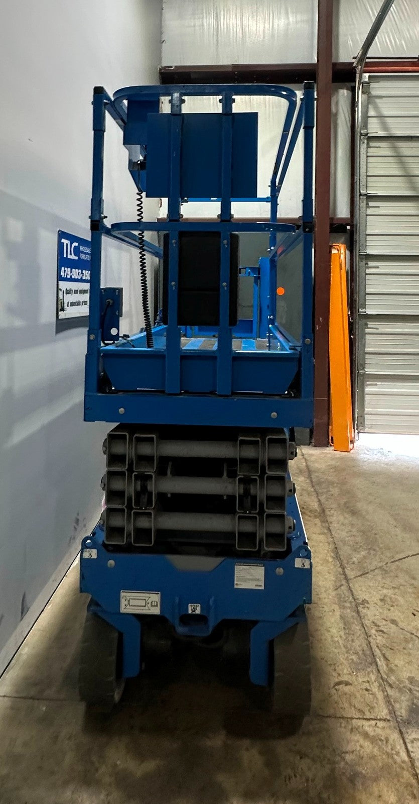 8903577