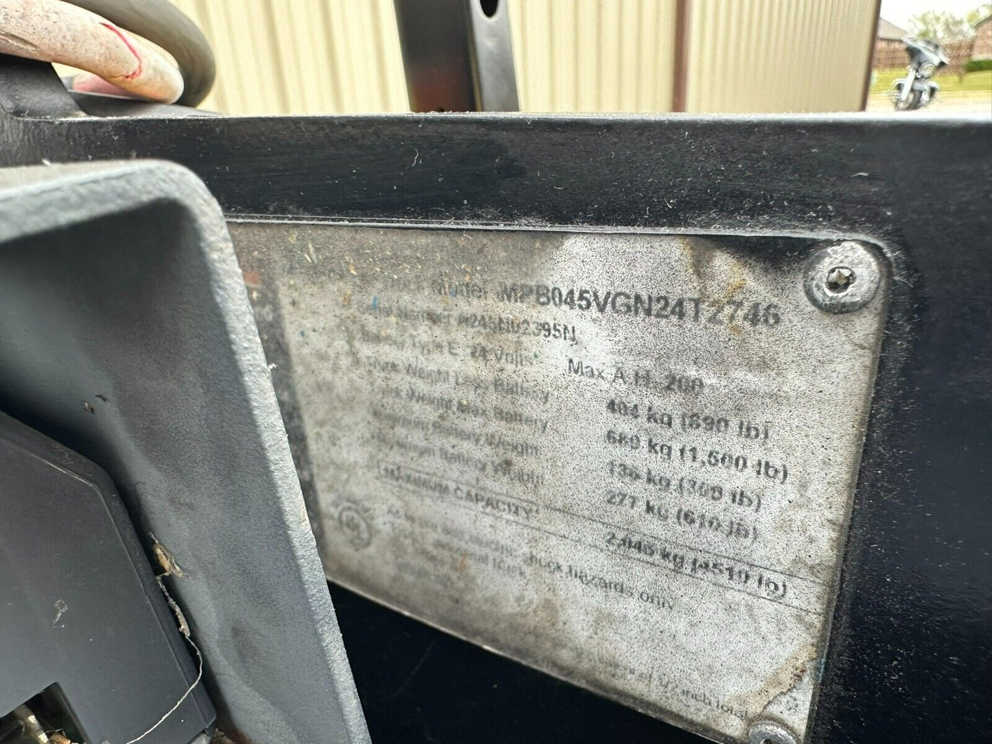 4766325