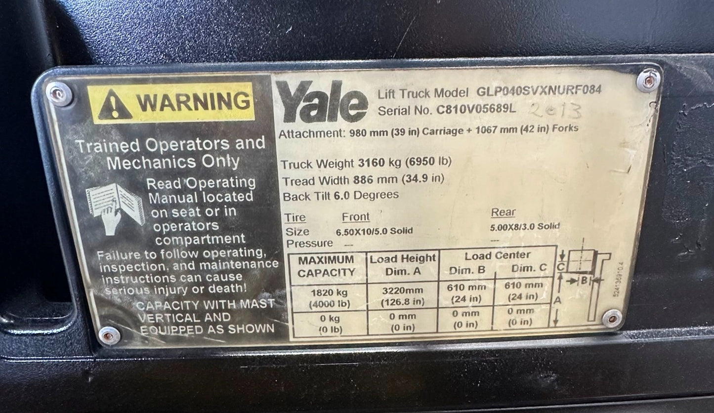8905808