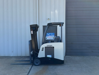 2016 Crown Forklift | 11,685 hrs - 3500lb capacity