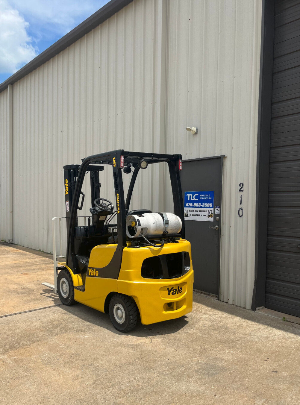 2013 Yale Propane Forklift | 8061 hrs - 4000lb capacity