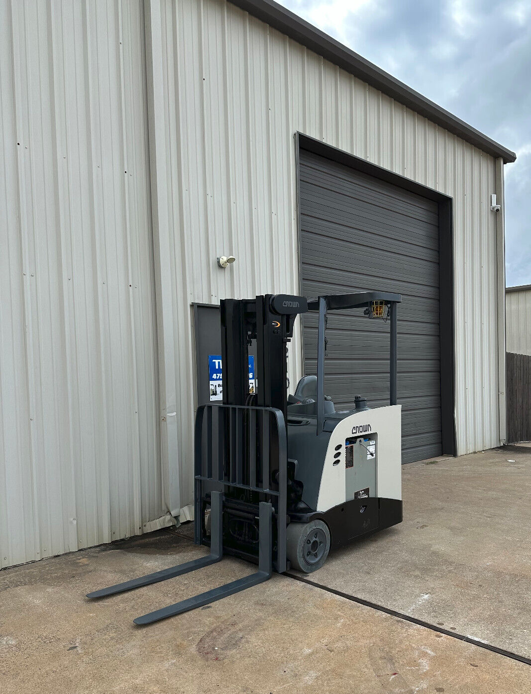 2015 Crown Forklift | 9622 hrs - 3500lb capacity