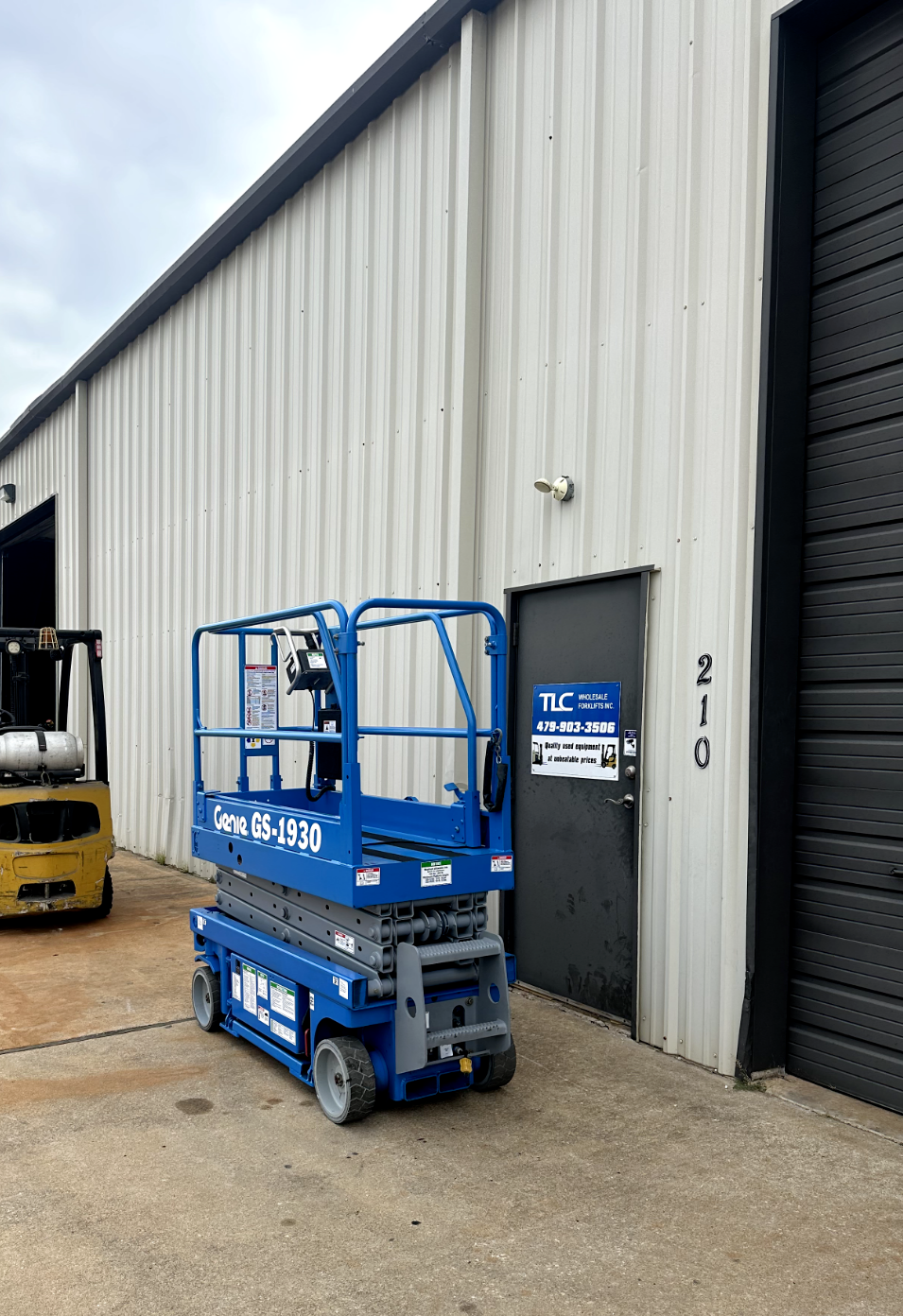 Genie Scissor Lift | Boom Lift - 26' Reach Height - 647 hrs