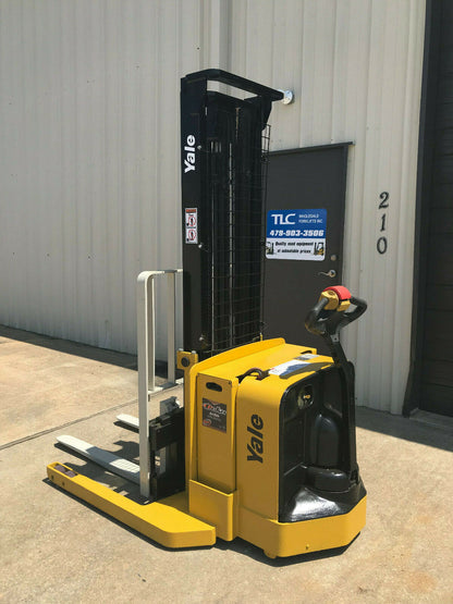 2009 Yale Walkie Stacker | 4459 hours - 3800lb capacity