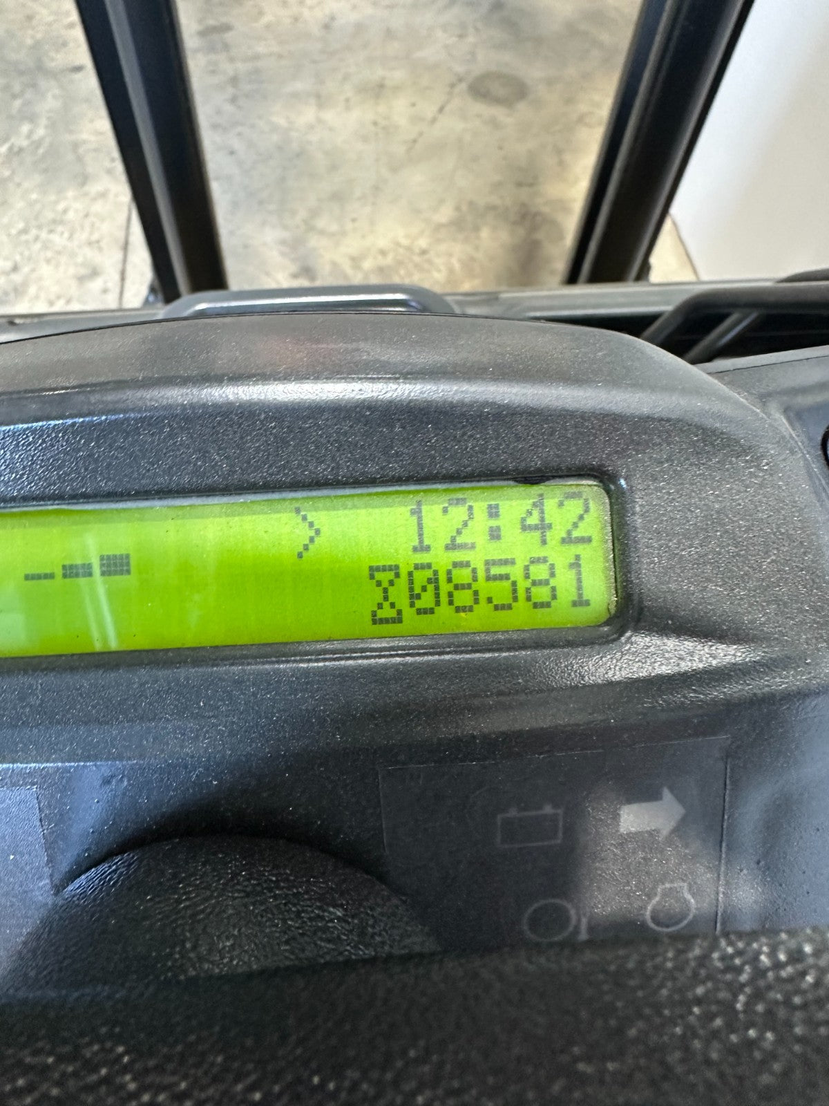 7973926