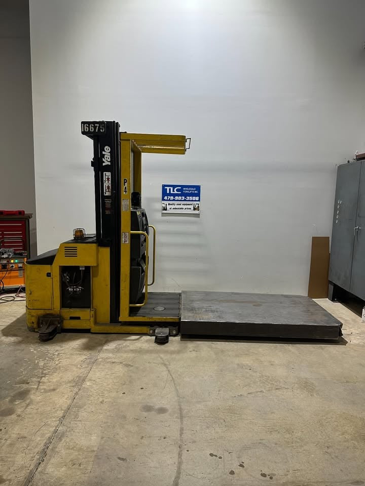 8773518