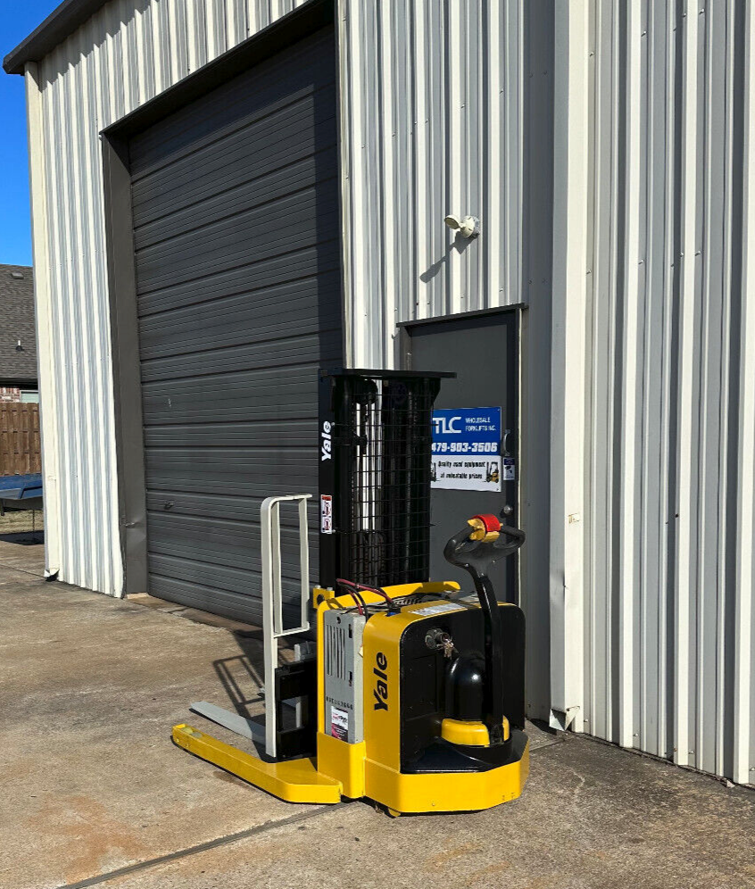 2012 Yale Triple Walkie Stacker | 448 hrs - 3800lb capacity