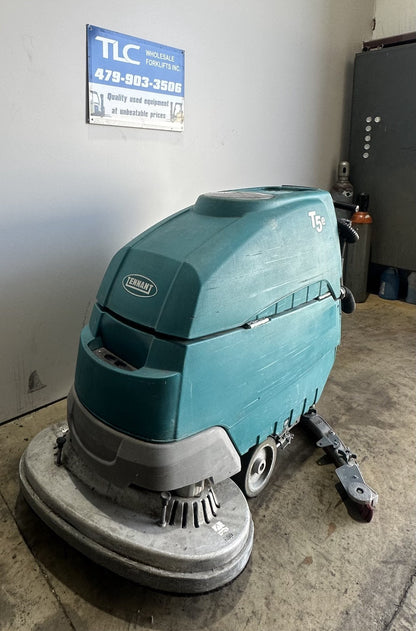 8960437
