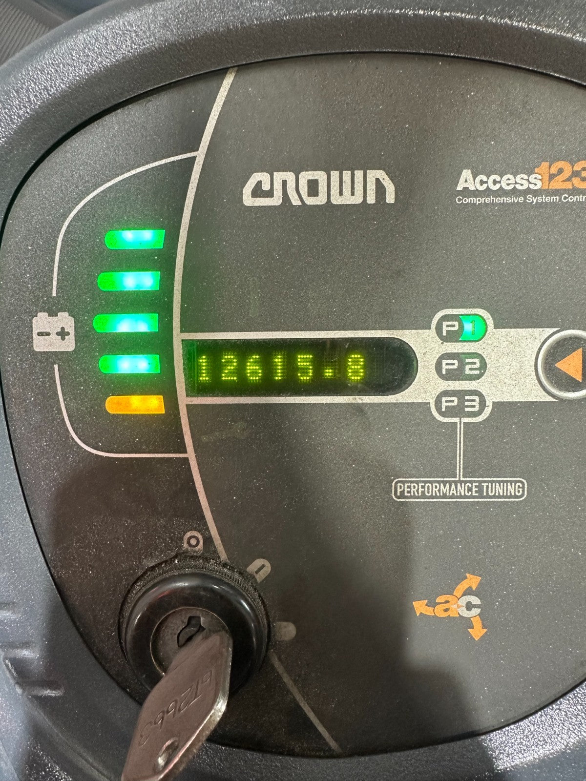 7978989