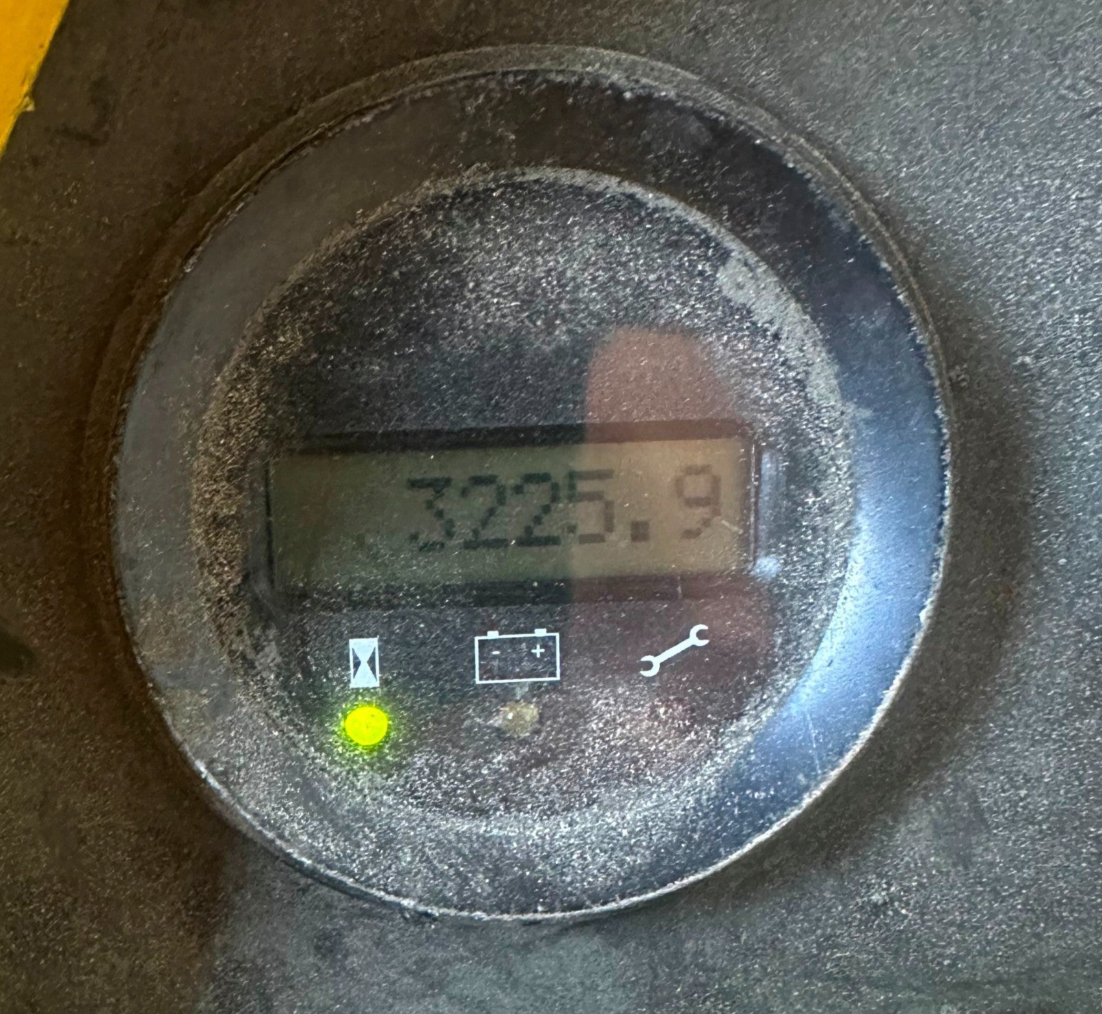 8834914