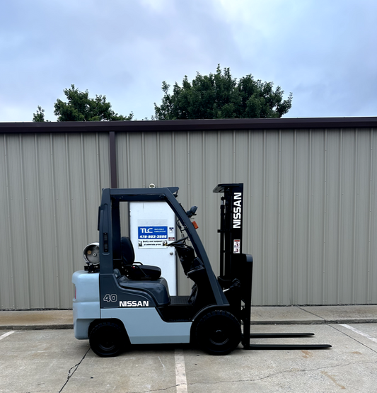 2013 Nissan Propane Forklift | 10,284 hrs - 4000lb capacity