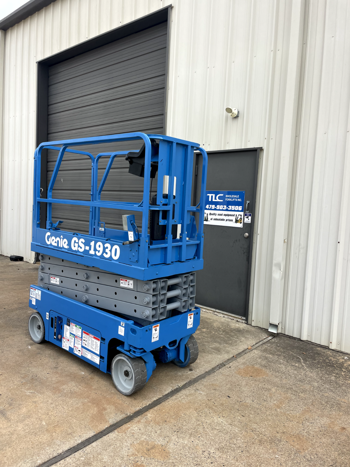 Genie Scissor Lift | Boom Lift - 26' Work Height - 1278 hrs