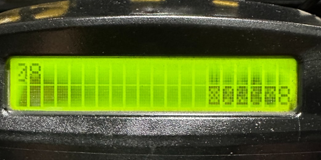 7625530