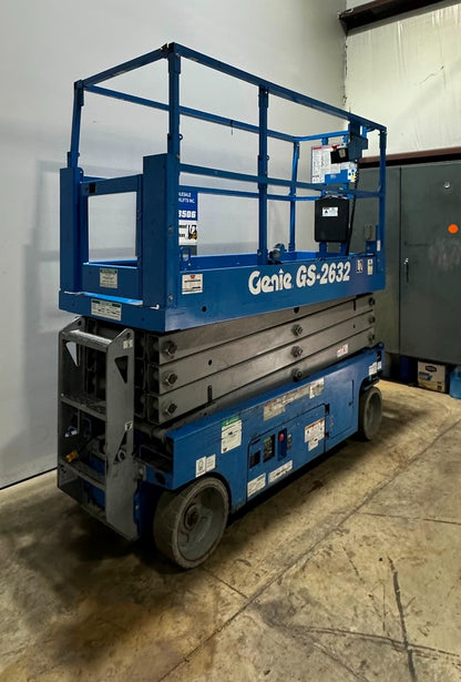8903577