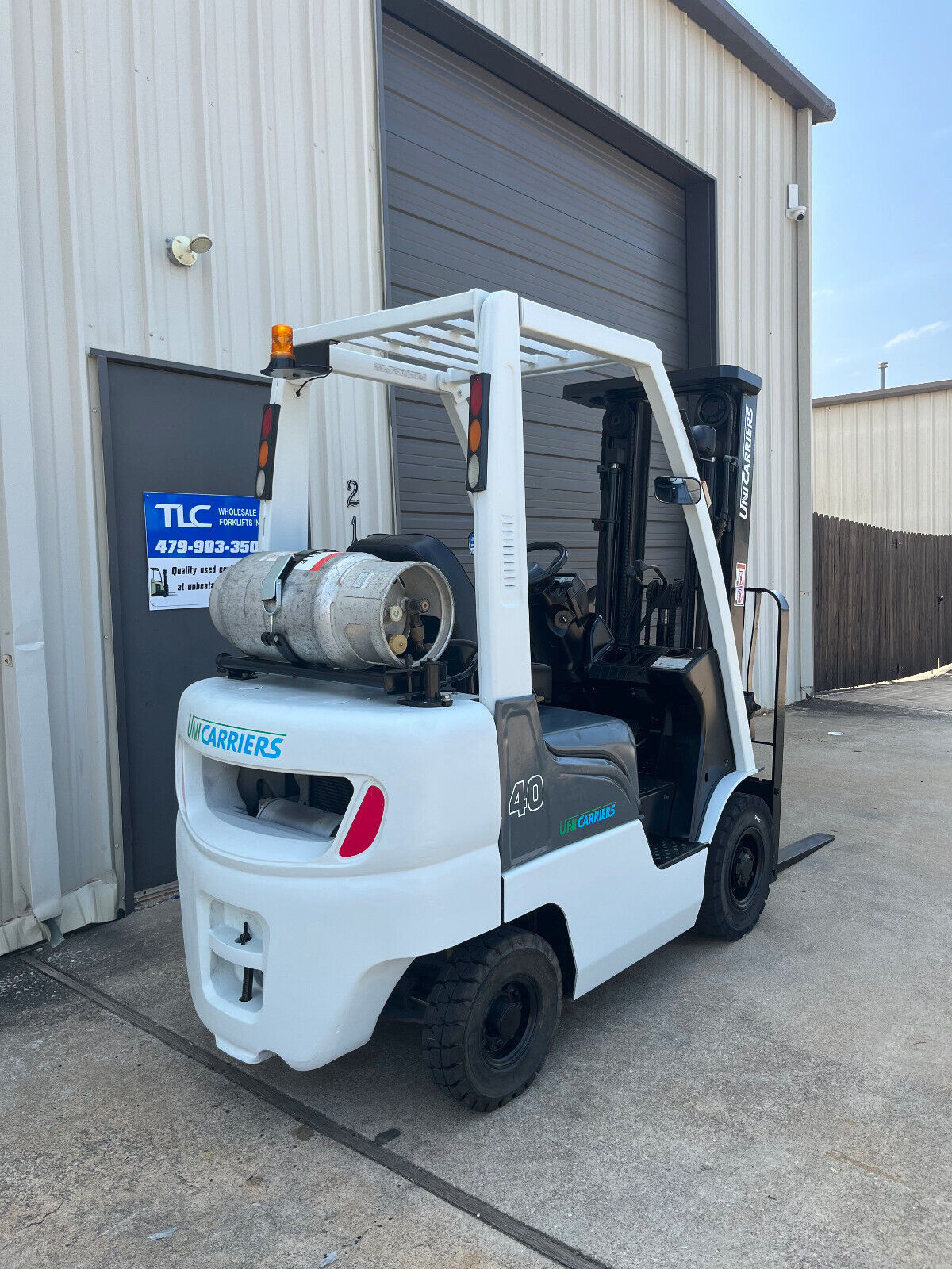 2013 Unicarriers Propane Forklift | 6583 hrs - 4000lb capacity