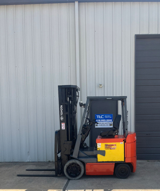 Toyota Electric Forklift | Quad Mast - 22,308 hrs - 276"/5000lb capacity