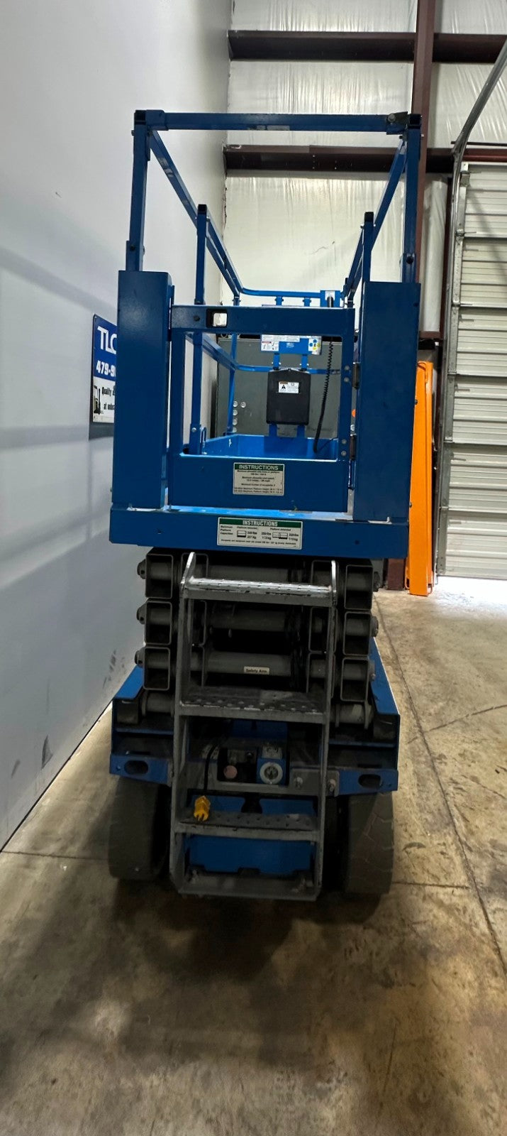 8903577