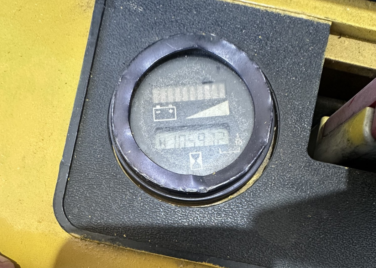 9023058