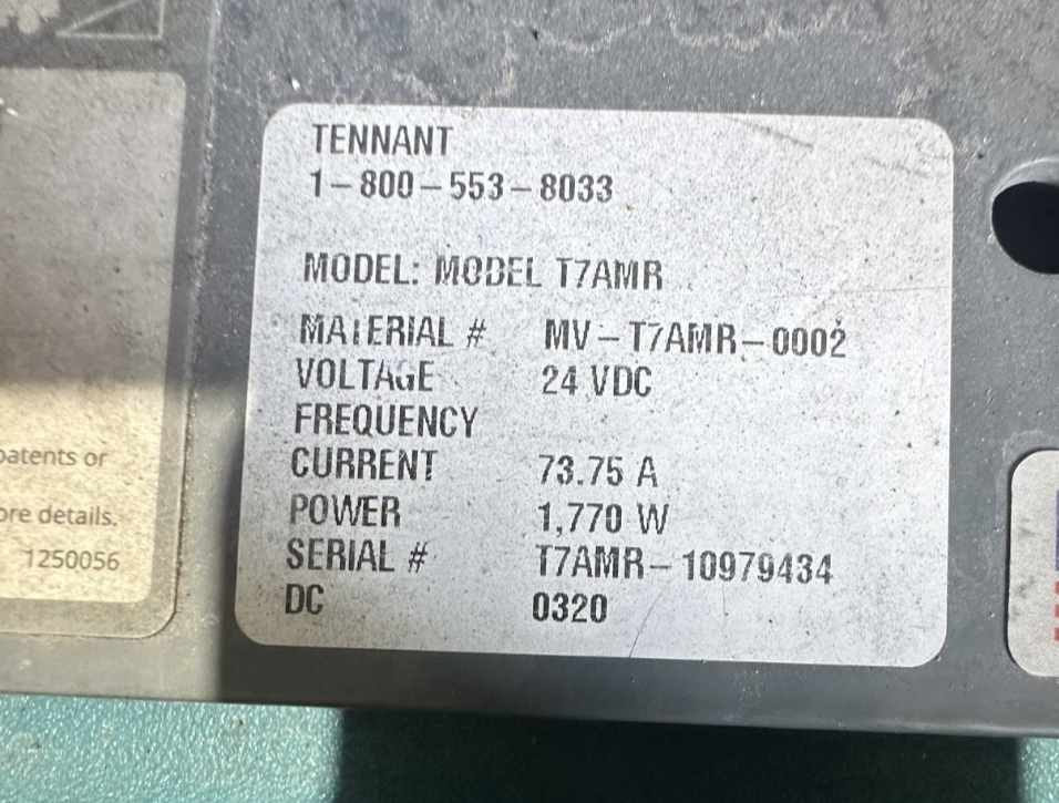 8960513