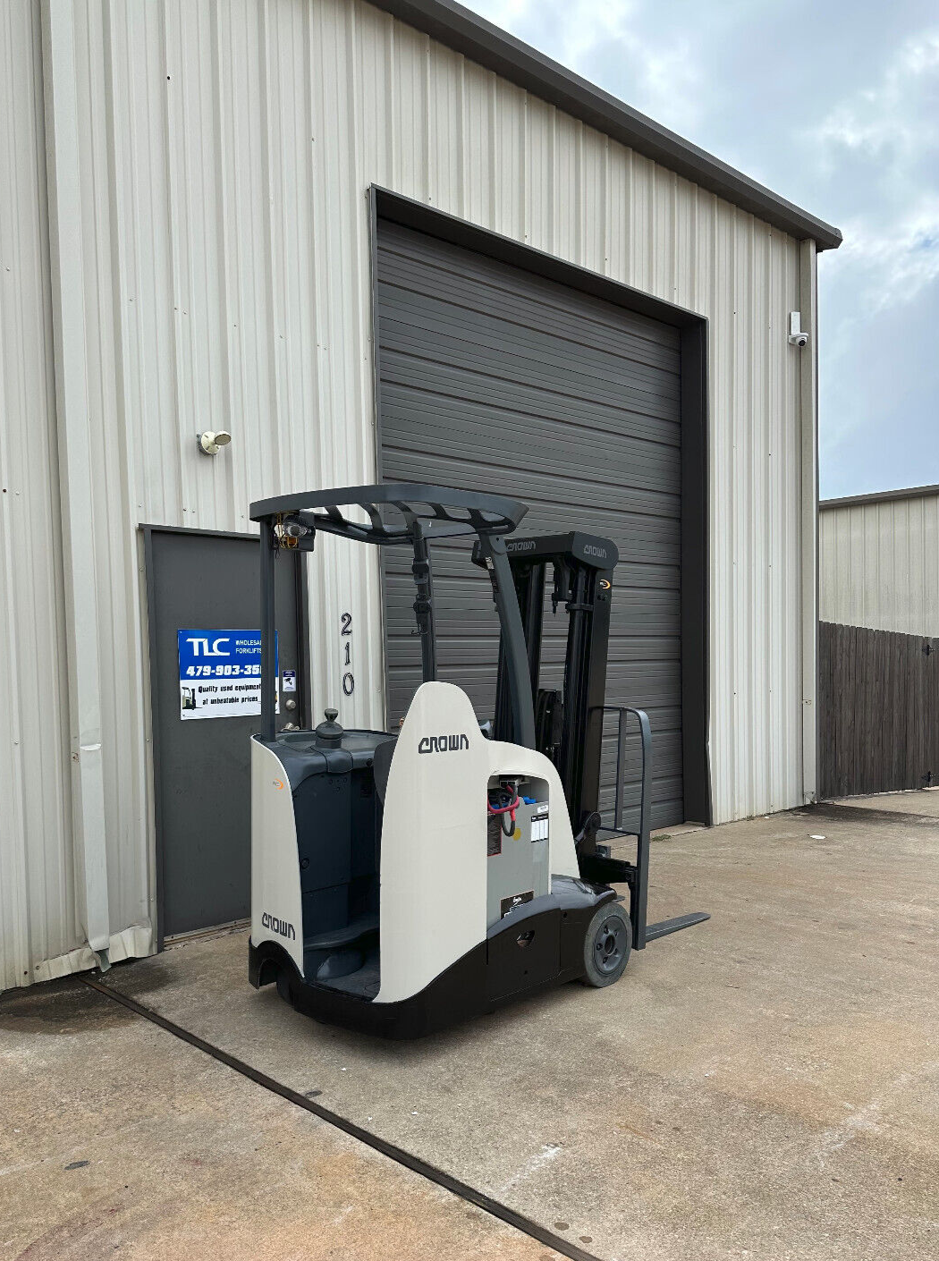 2015 Crown Forklift | 9622 hrs - 3500lb capacity