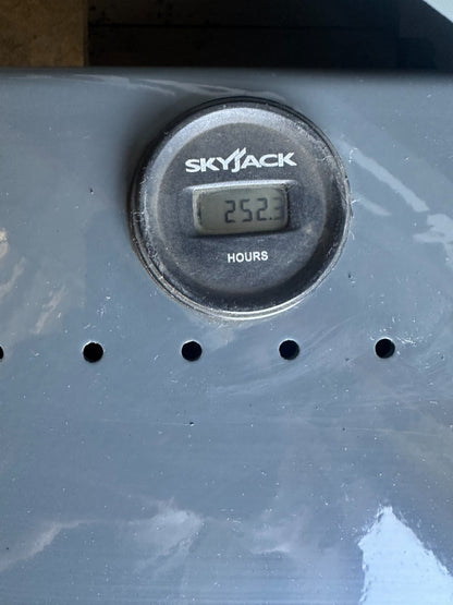 8888604