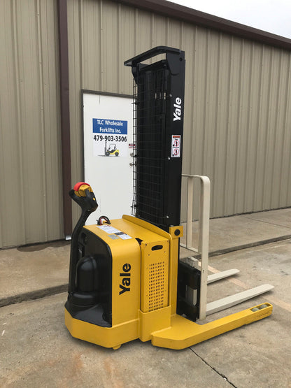 2009 Yale Walkie Stacker | 3432 hrs - 3800lb capacity