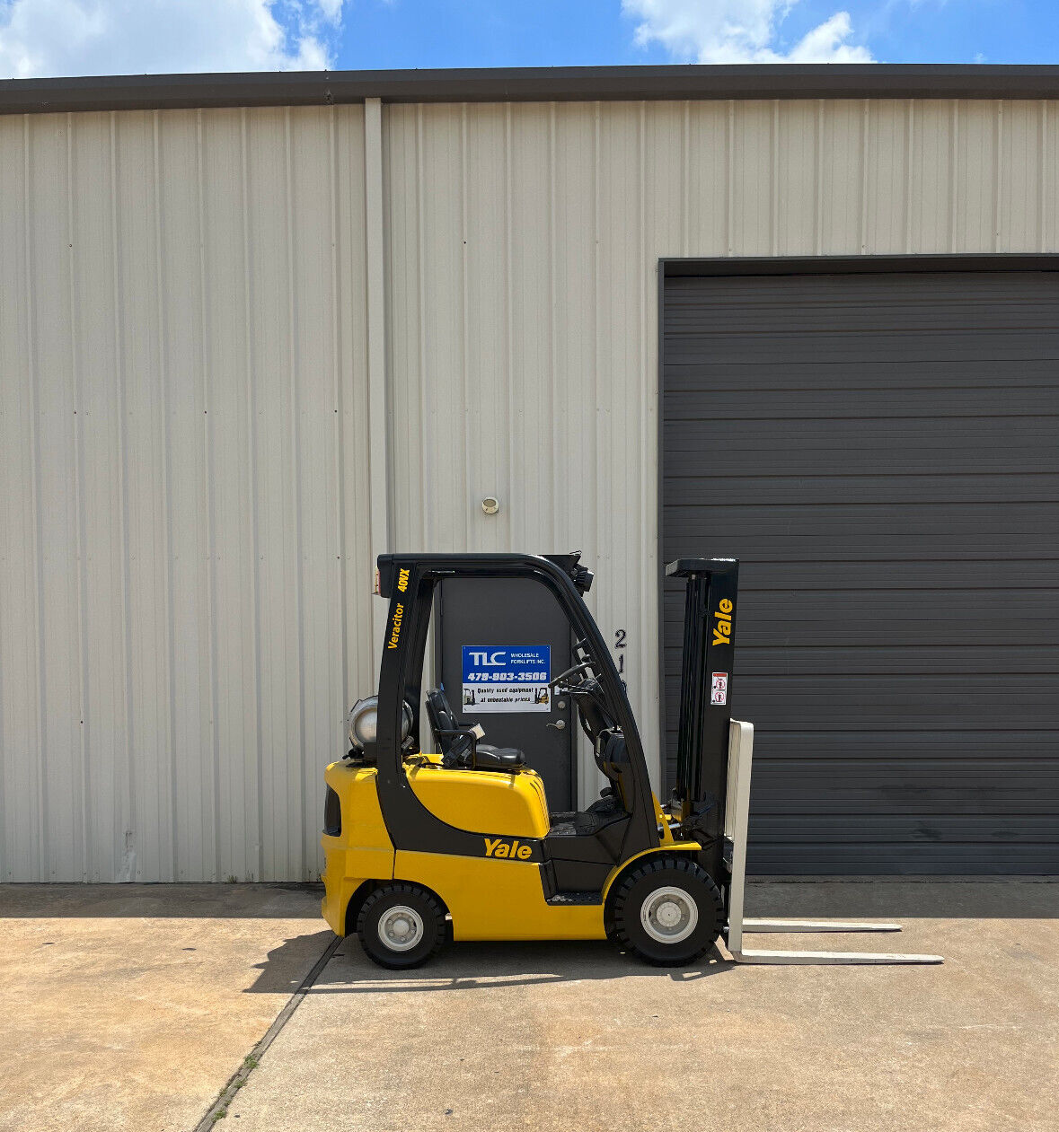 2013 Yale Propane Lift | 2806 hrs - 4000lb capacity