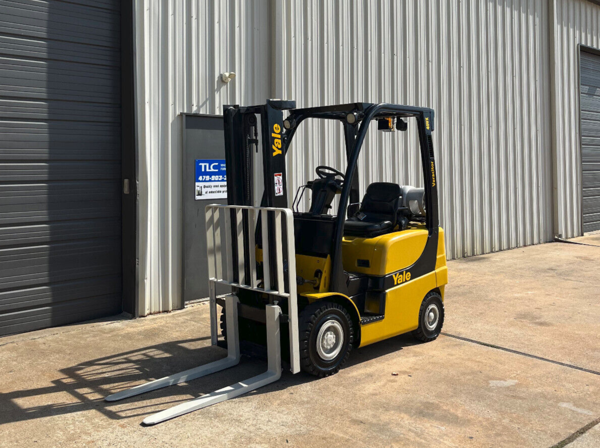 2010 Yale Propane Forklift | 2929 hrs - 4000lb capacity