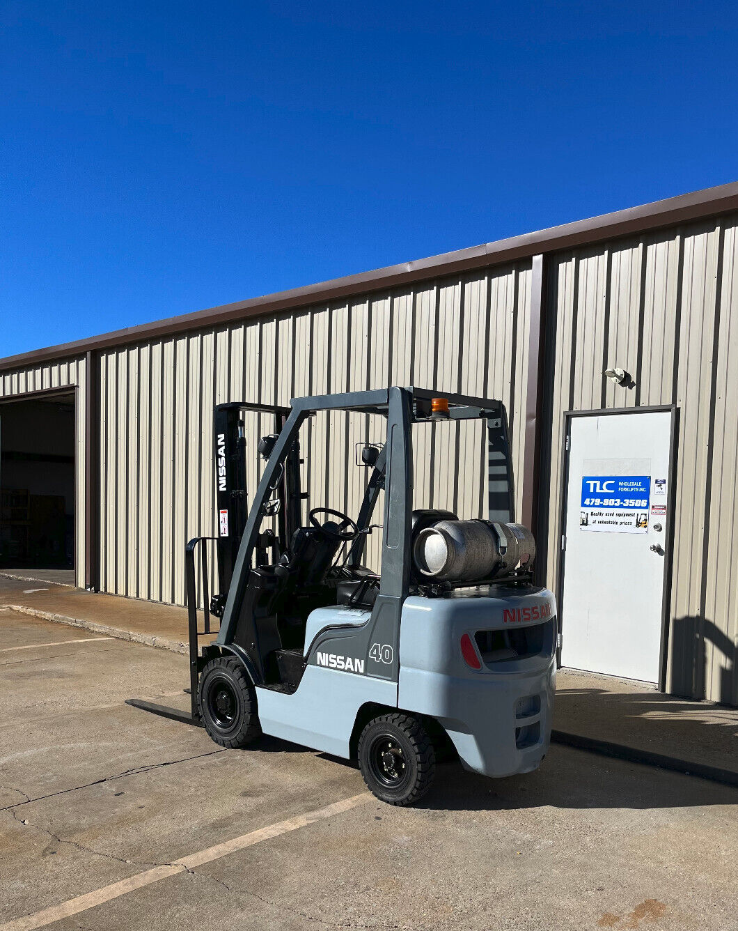 2007 Nissan Propane Forklift | 2933 hrs - 4000lbs capacity