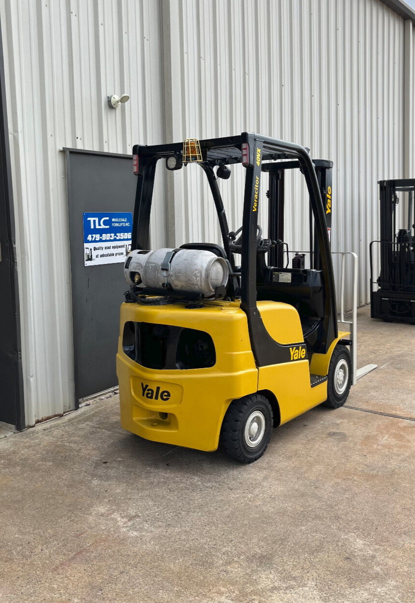 2014 Yale Propane Forklift | 851 hrs - 4000lb capacity