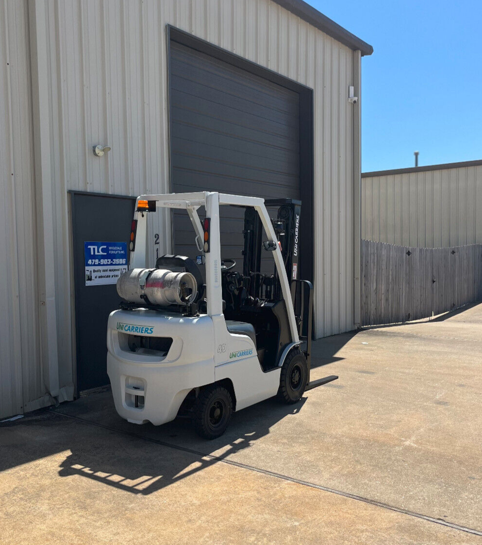 2014 Unicarriers Propane Forklift | 1945 hrs - 4000lb capacity