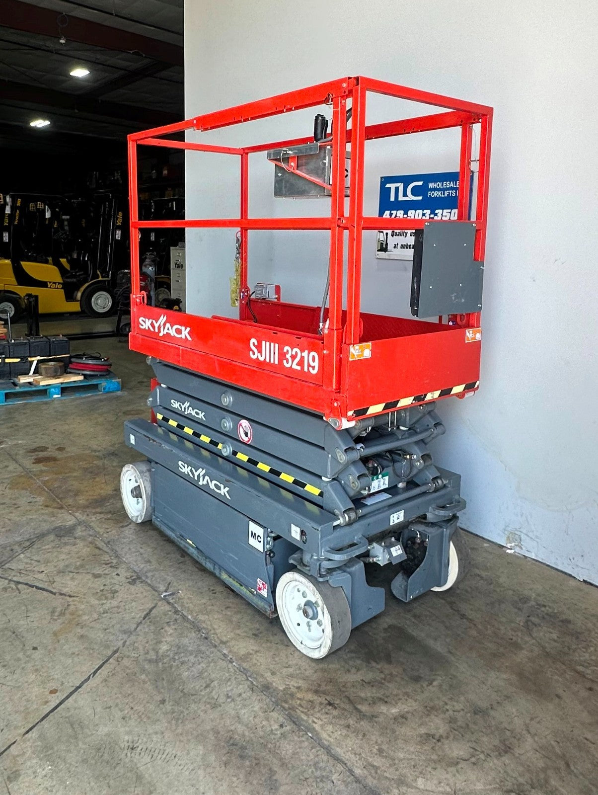 8902673