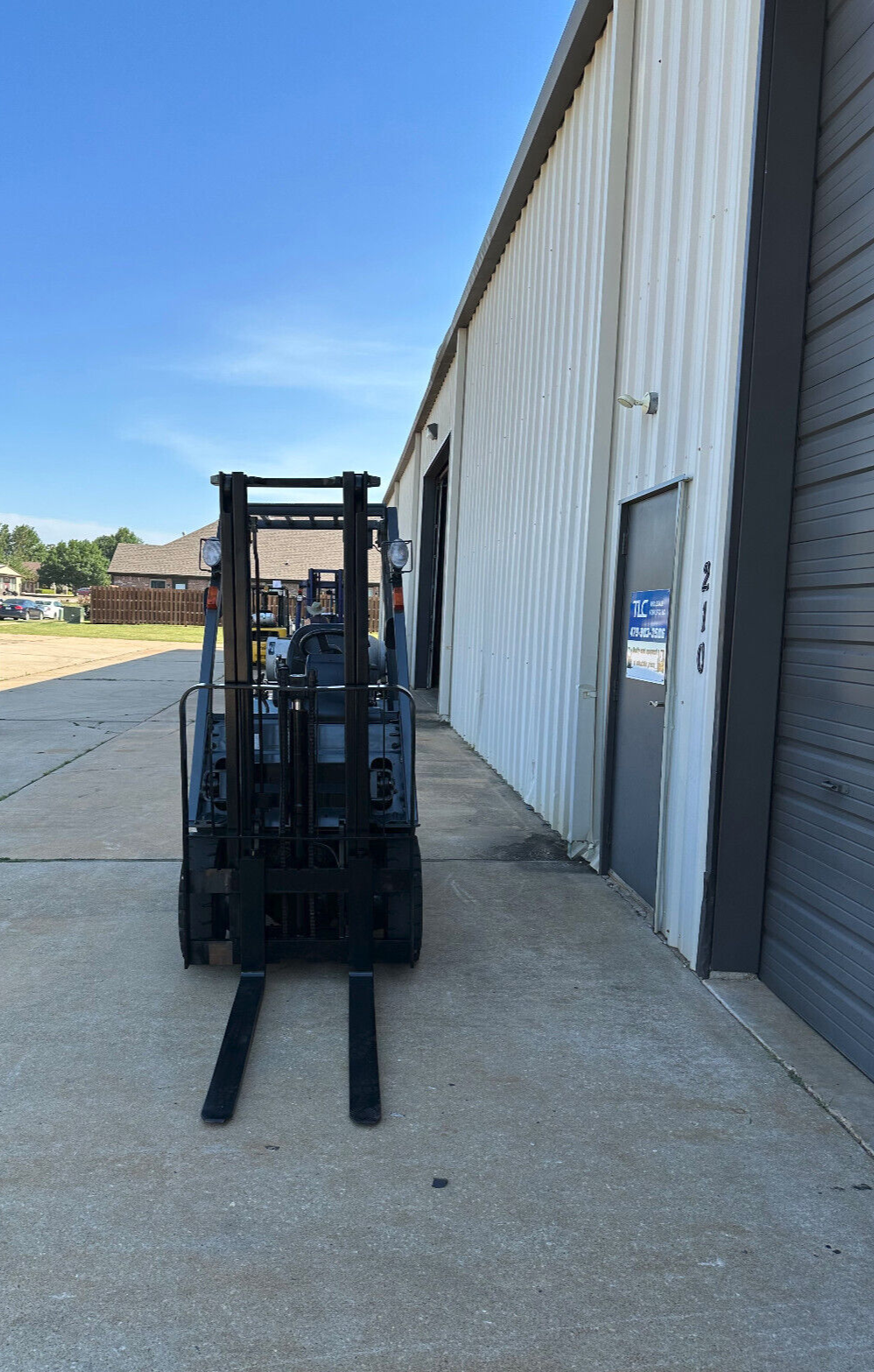 2005 Nissan Propane Forklift | 3158 hrs - 4000lb capacity