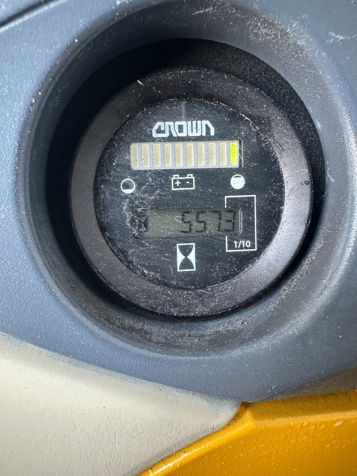 8711567