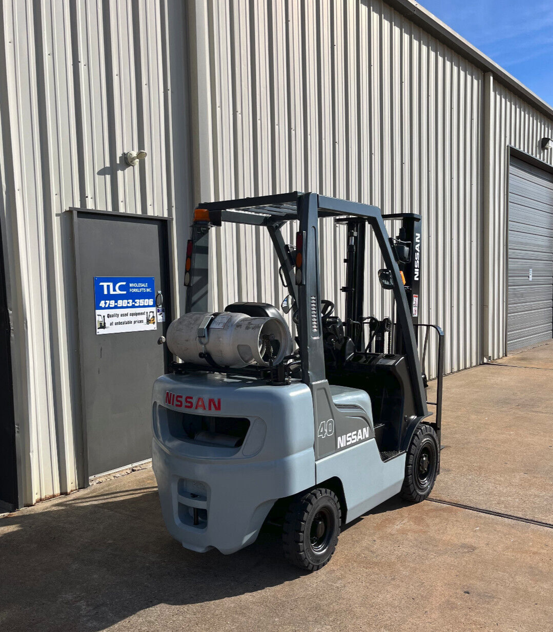 2010 Nissan Propane Forklift | 4042 hrs - 4000lb capacity