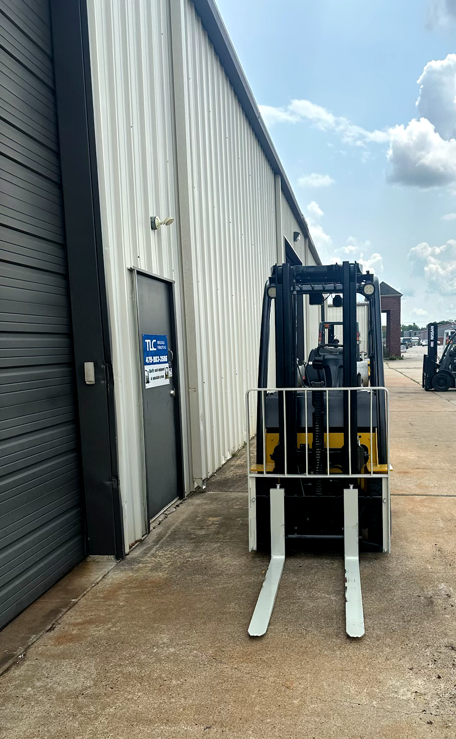 2014 Yale Propane Forklift | 2134 hrs - 4000lb capacity