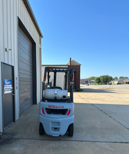 2005 Nissan Propane Forklift | 3158 hrs - 4000lb capacity