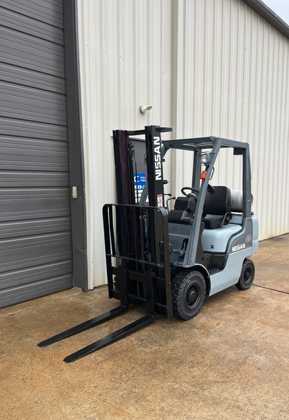 2009 Nissan Propane Forklift | 2317 hrs - 4000lb capacity