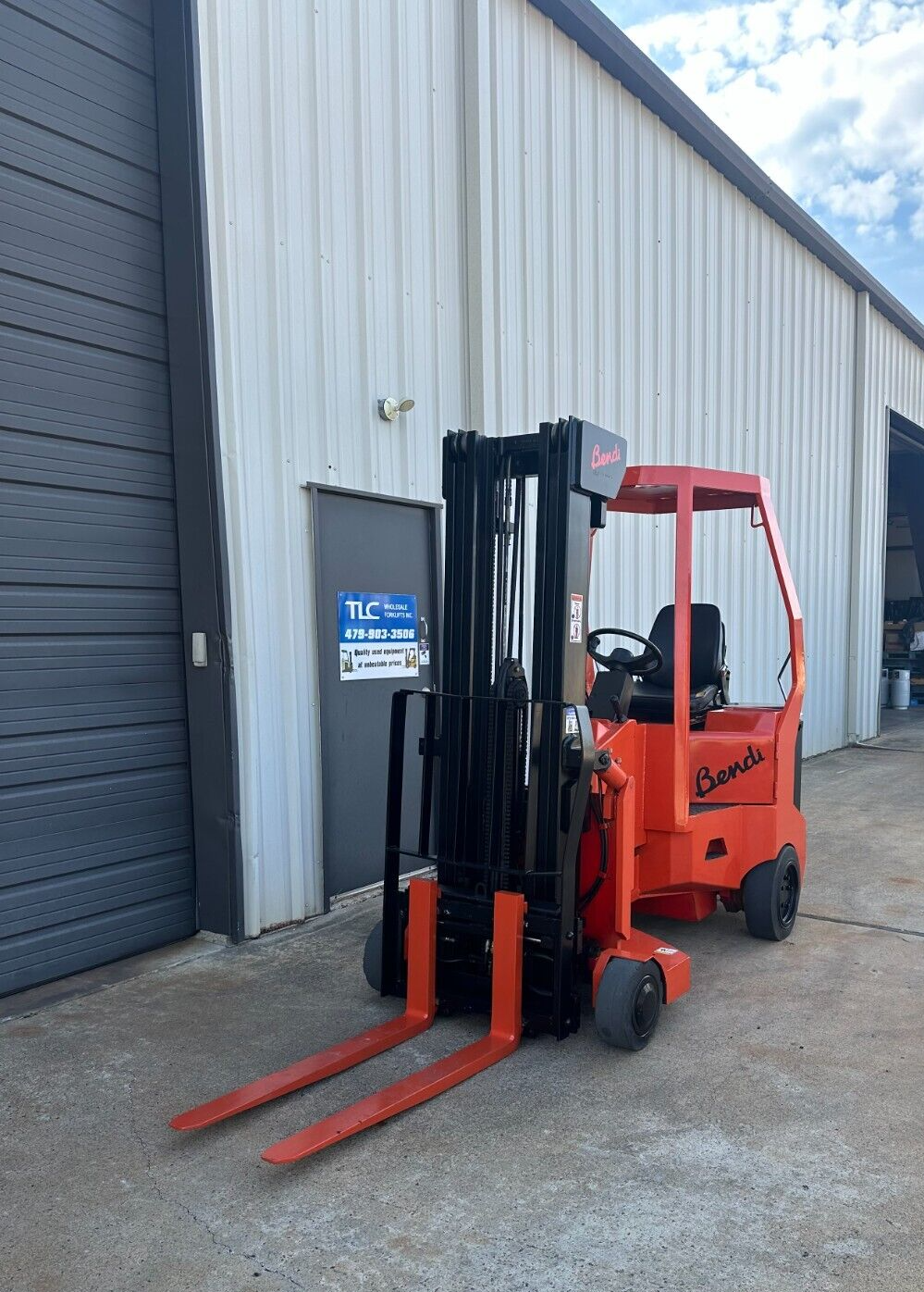 Bendi Electric Forklift | 4000lb capacity