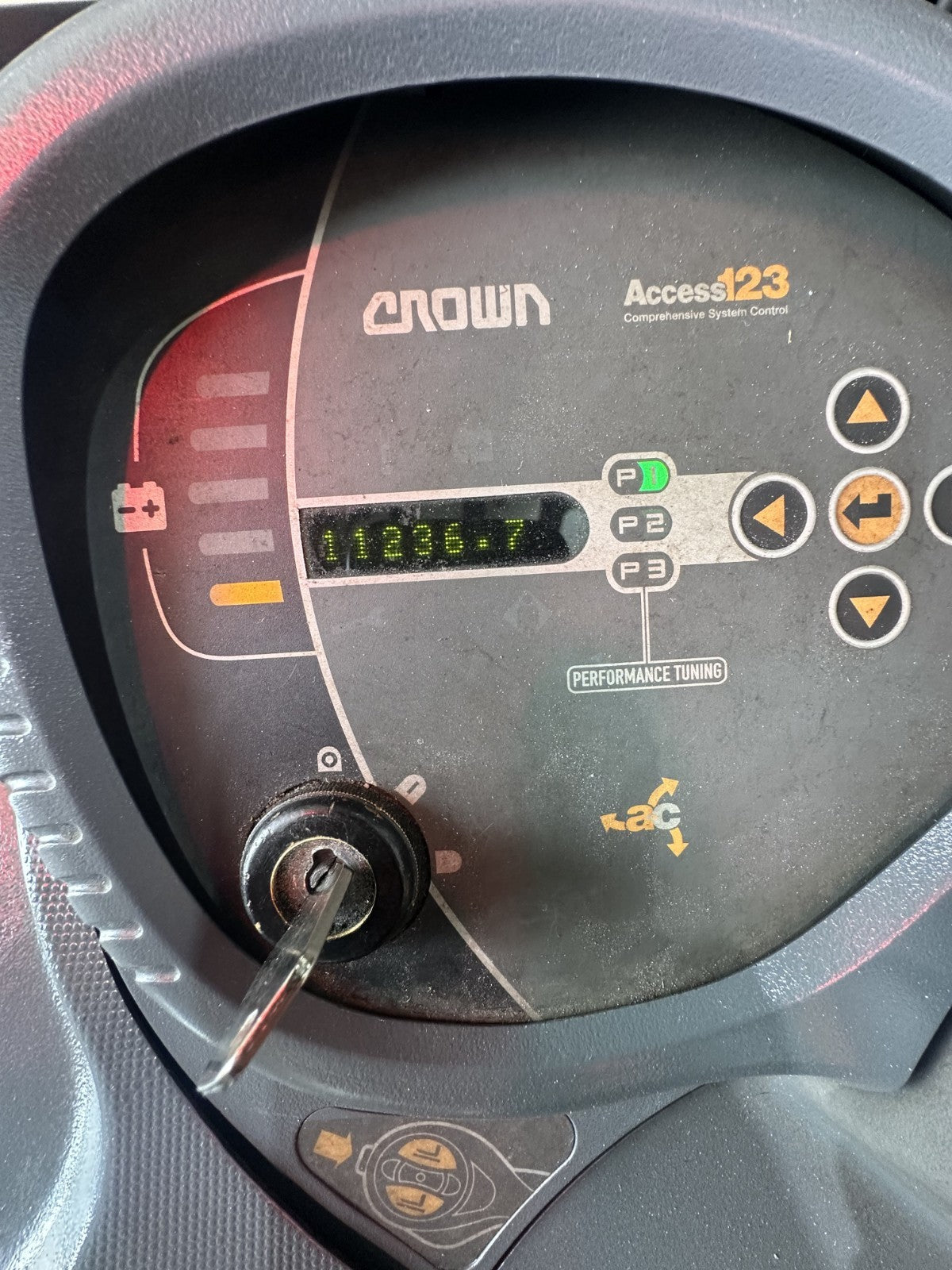 9025732