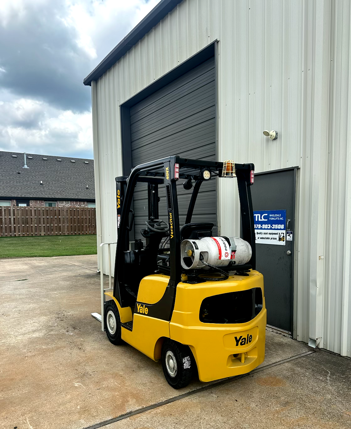 2014 Yale Propane Forklift | 2134 hrs - 4000lb capacity