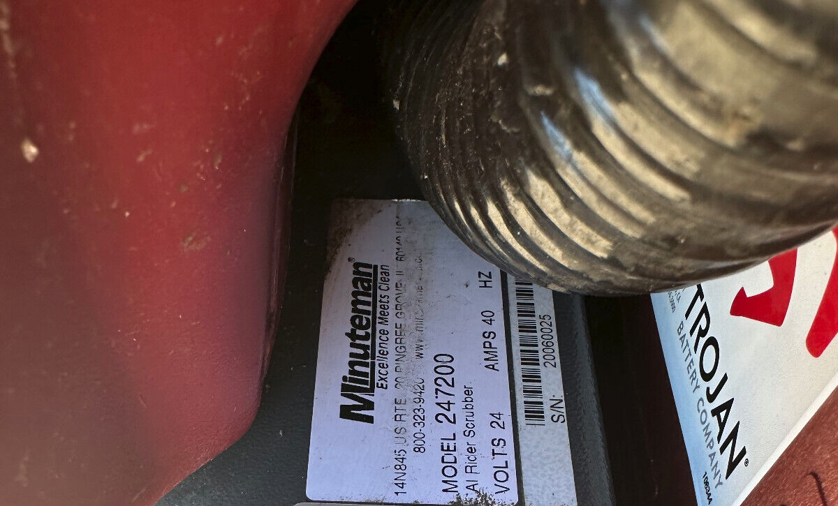 3759533