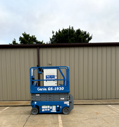 Genie Scissor Lift | Boom Lift - 26' Work Height - 1816 hrs