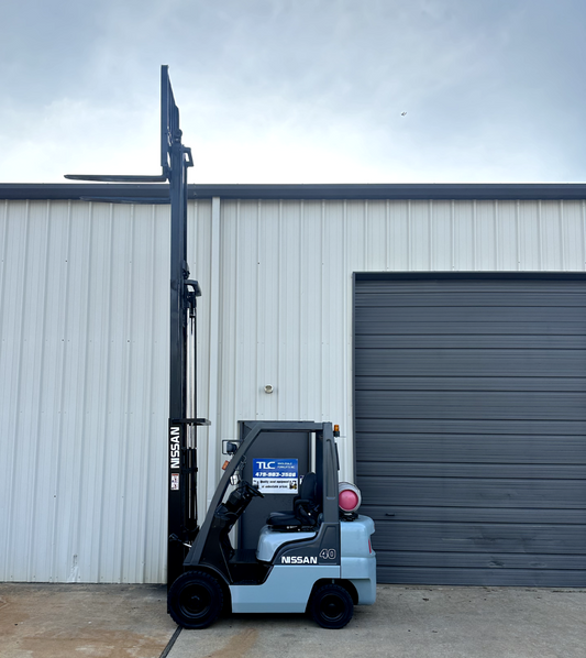 2013 Nissan Propane Forklift | 1870 hrs - 4000lb capacity