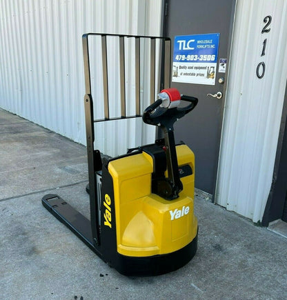 2016 Yale Electric Pallet Jack | 1860 hrs - 5000lb capacity