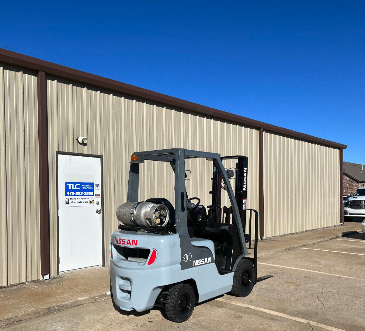 2007 Nissan Propane Forklift | 2933 hrs - 4000lbs capacity