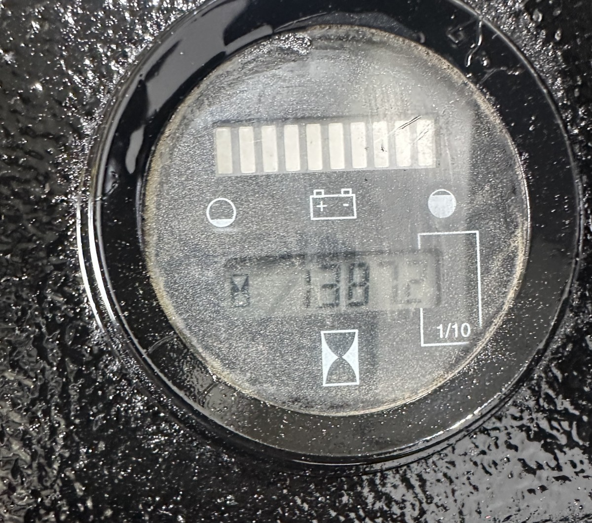 9025733