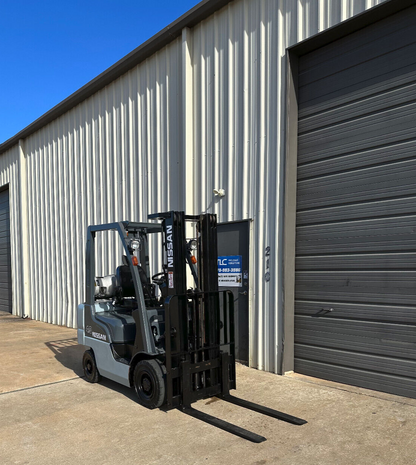 2013 Nissan Propane Forklift | 2392 hrs - 4000lb capacity